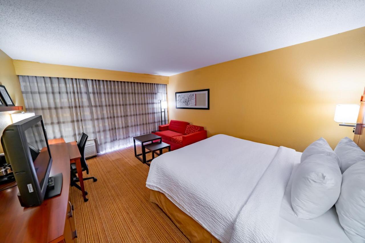 Iowa Inn Bettendorf Quad Cities Экстерьер фото