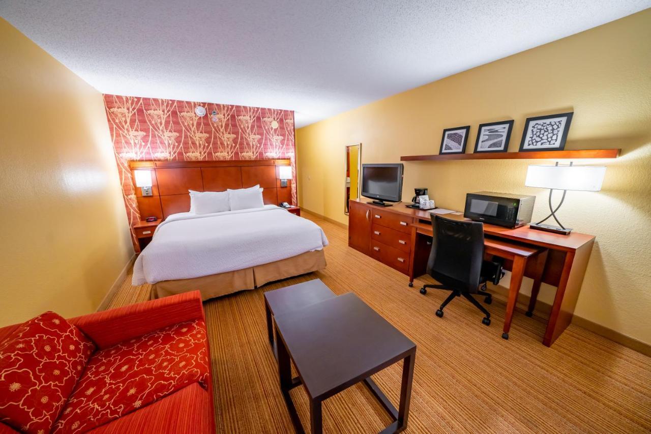 Iowa Inn Bettendorf Quad Cities Экстерьер фото