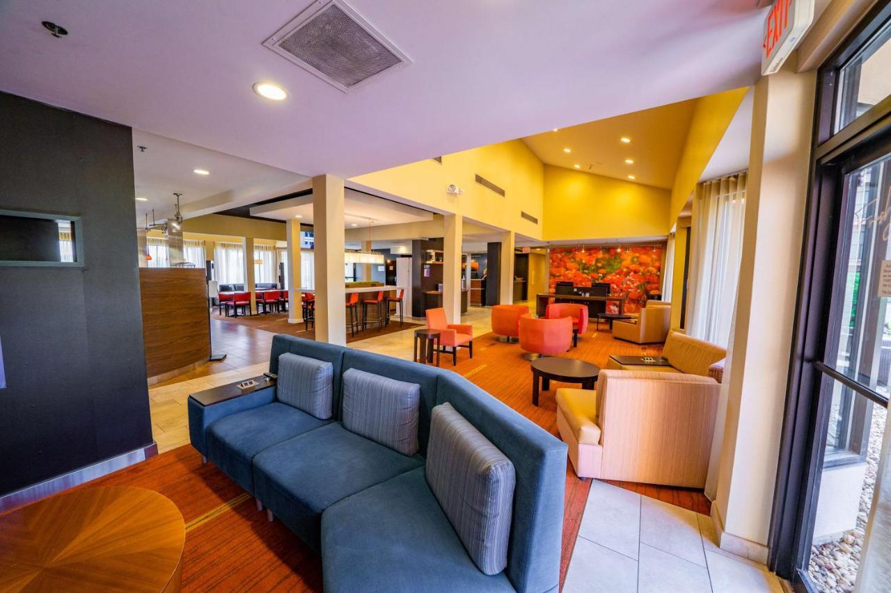 Iowa Inn Bettendorf Quad Cities Экстерьер фото