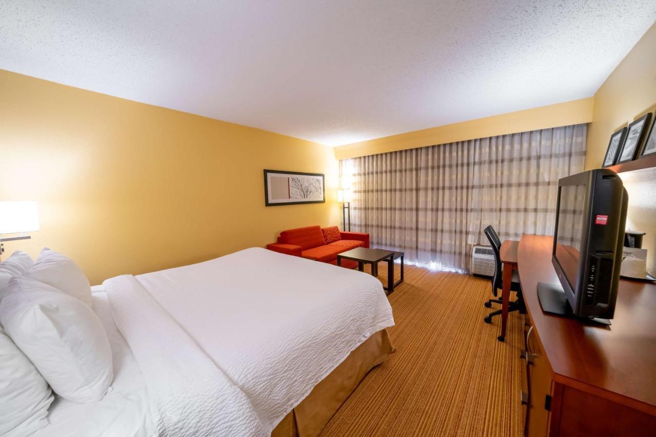 Iowa Inn Bettendorf Quad Cities Экстерьер фото