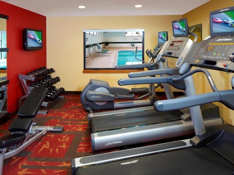 Iowa Inn Bettendorf Quad Cities Экстерьер фото