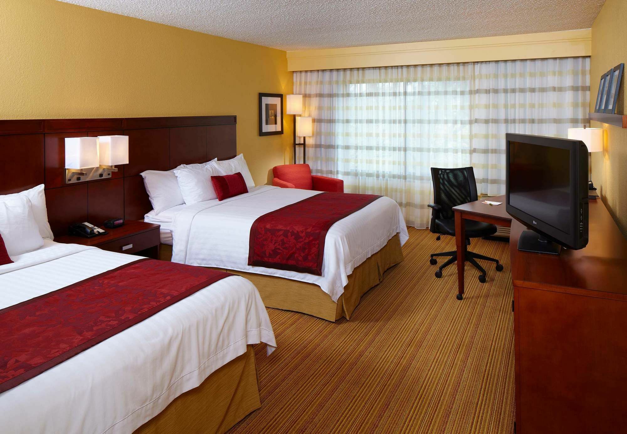 Iowa Inn Bettendorf Quad Cities Экстерьер фото